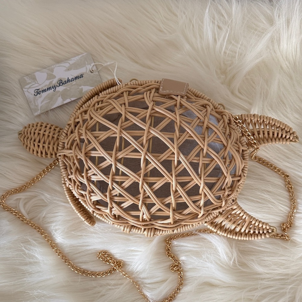 🐢 NWT Tommy Bahama Tan Woven Turtle Bag - Picture 3 of 8
